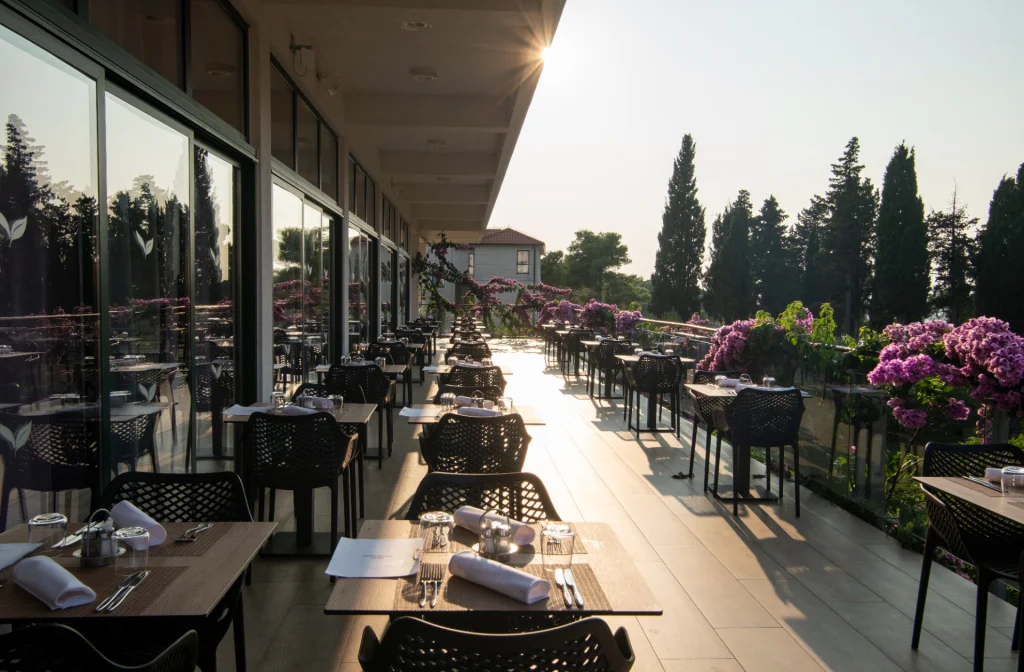 Aminess Velaris Resort Supetar Olivia Restaurant Terrasse